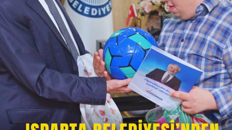 Engelliler Haftası kapsamında Aile ve Sosyal Hizmetler İl Müdürü Selim Köse, engelli bireyler ve ber